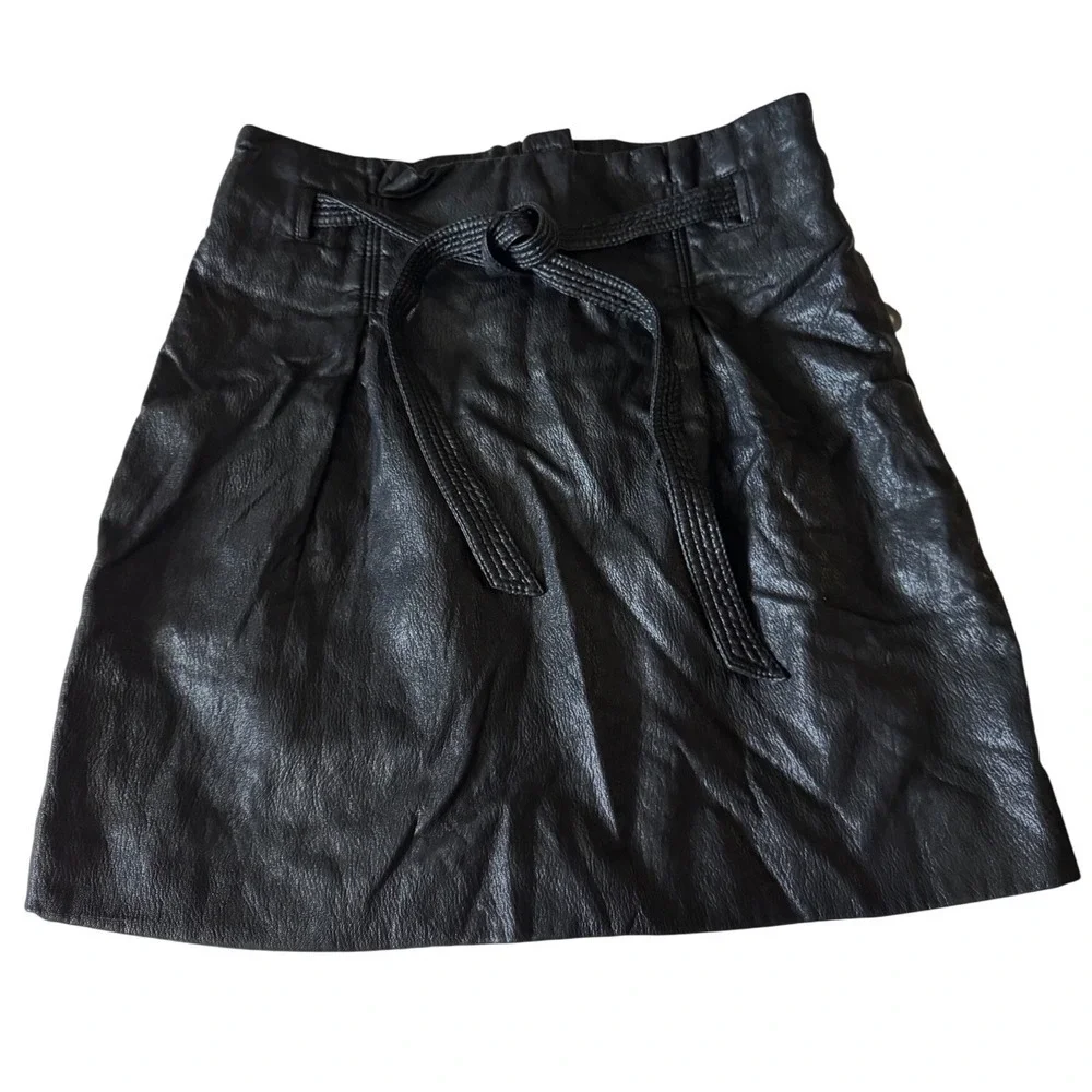 Free People Faux Leather Skirt Paperbag Waist Tie‎ Belt Black Skirt Size 8 (G)